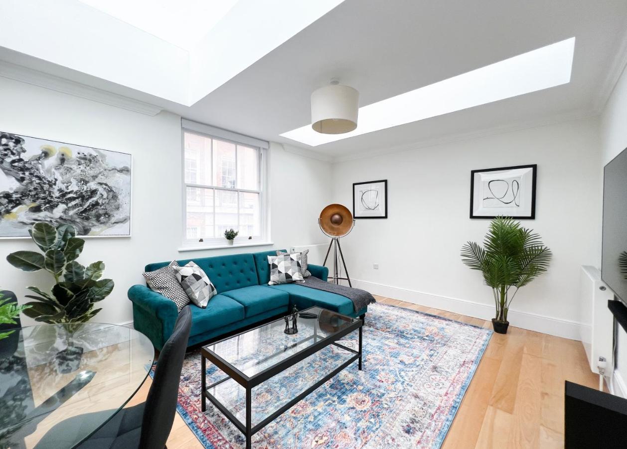Museum St Central Soho Townhouse Лондон Екстериор снимка